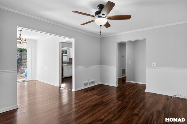 Foto del edificio - 215 N Pine St