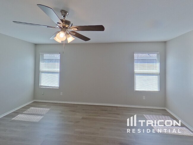 Foto del edificio - 1806 Deerchase Dr