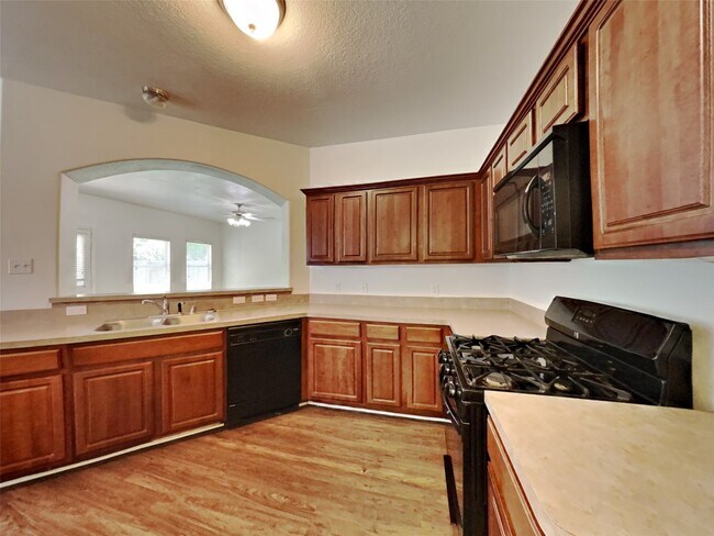 Foto del edificio - 5702 Rocky Trail Dr