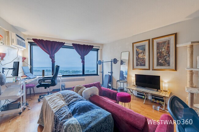 Photo - 3100 N Lake Shore Dr Apartment