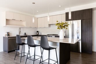 Building Photo - Boardwalk