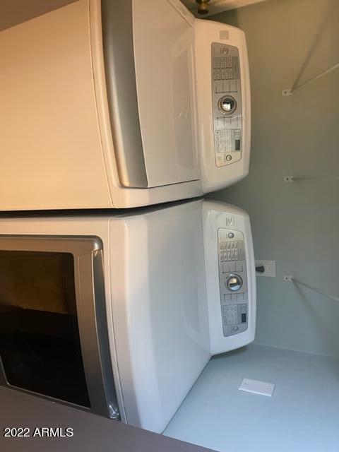 Building Photo - 8425 E Bonita Dr