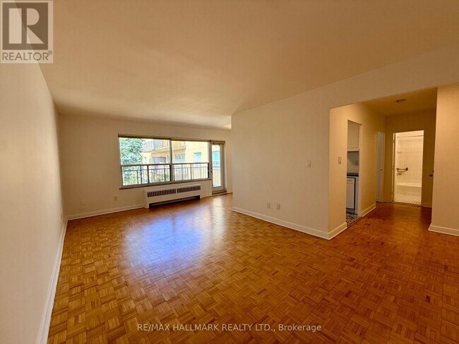 Building Photo - 30 Upper Canada Dr