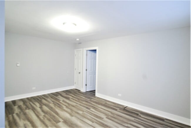 Foto del edificio - 3030 Prairie St