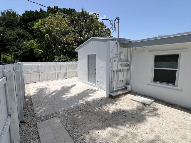 Foto del edificio - 2226 Cody St