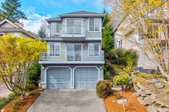 Building Photo - 4520 51st Ave SW