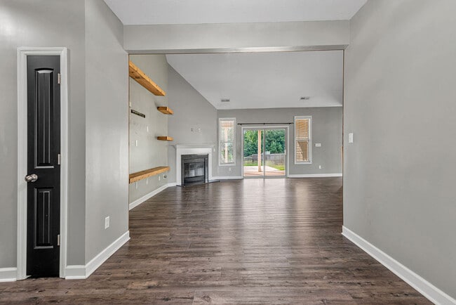 Building Photo - 102 Gabriels Wy