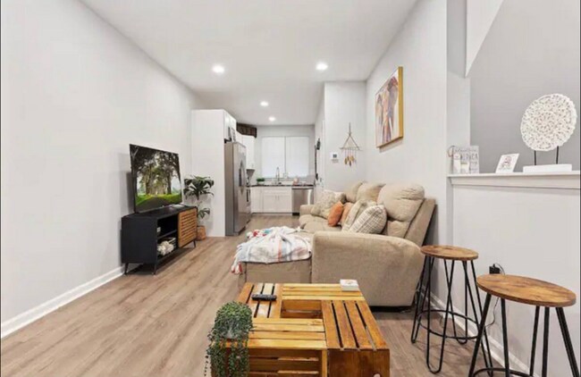 Foto del edificio - 4131 Cambridge St
