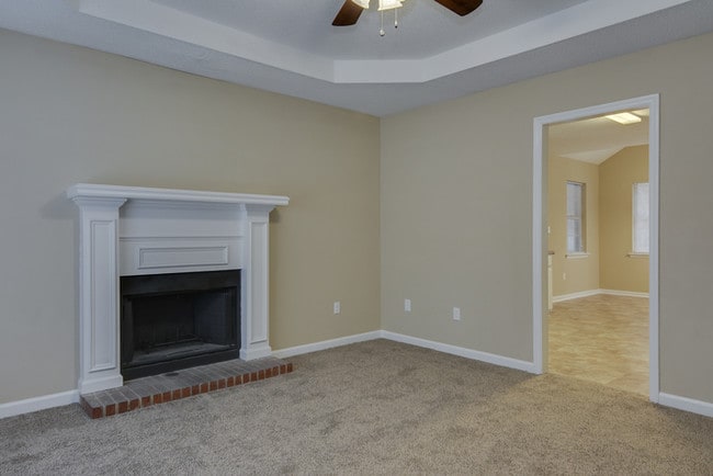 Building Photo - Lovely All Brick Home