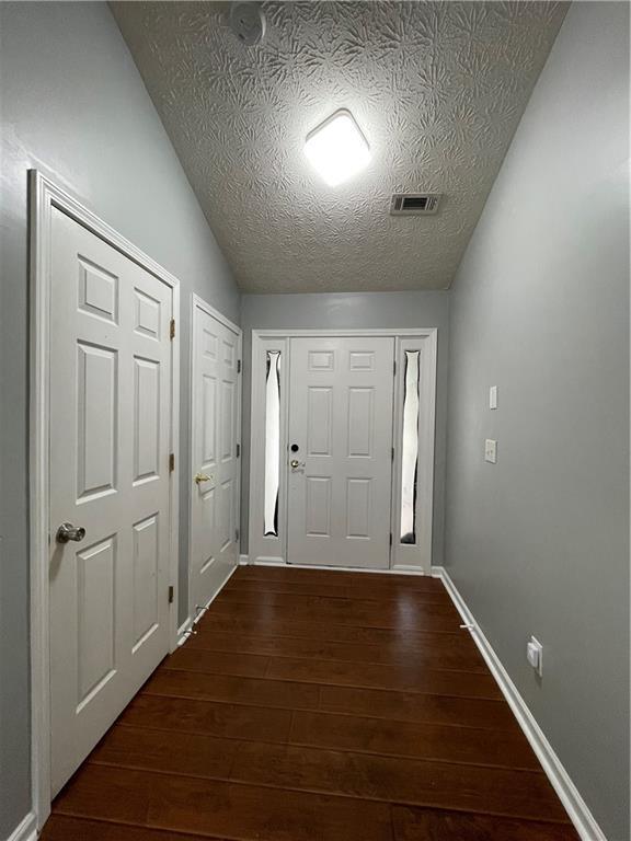 Building Photo - 1490 Beckley Pointe