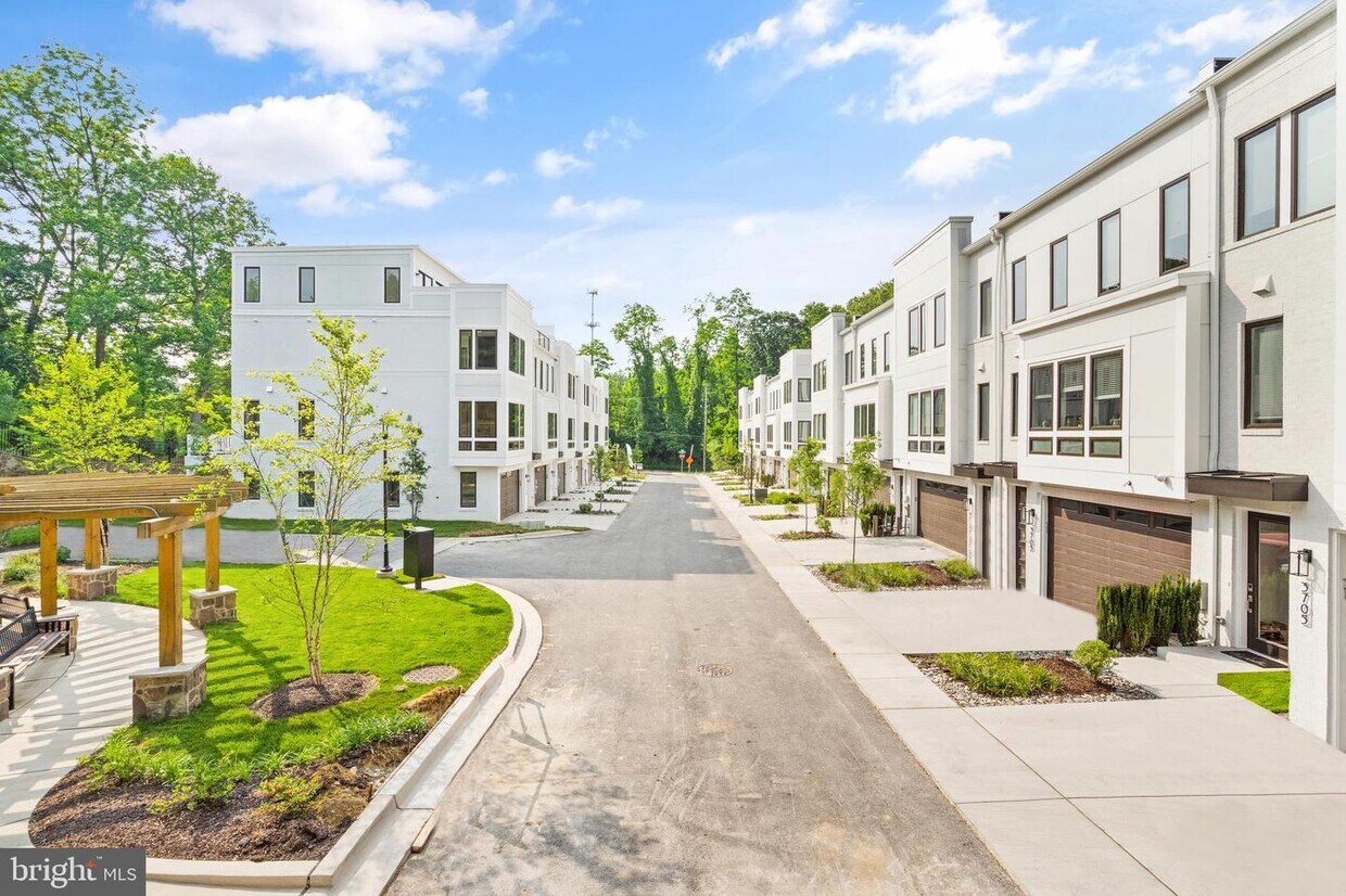 3736 Glenmoor Reserve Ln, Chevy Chase, MD 20815 Townhome Rentals in