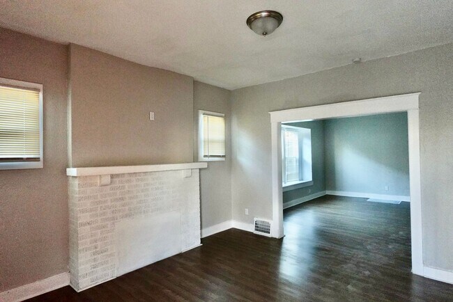 Foto del edificio - Cozy 2 Bedroom 1 Bath Home For Rent
