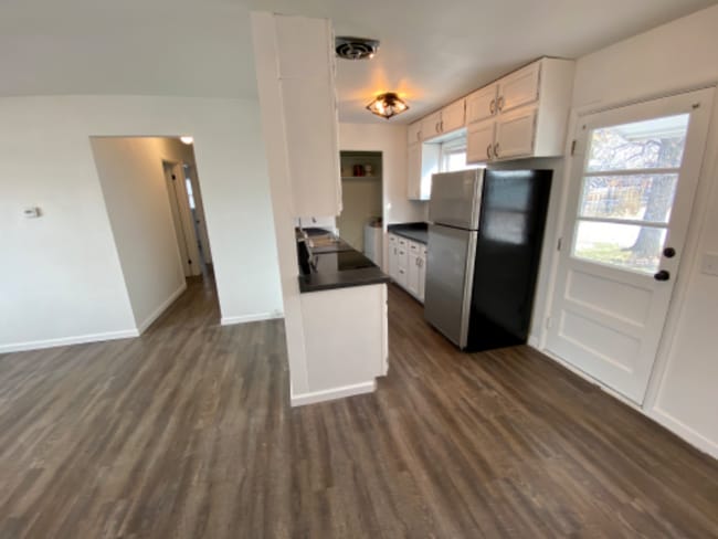 Foto del edificio - 2430 Willow Ave