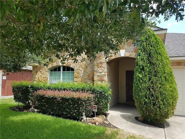 Building Photo - 9417 Castle Pines Dr