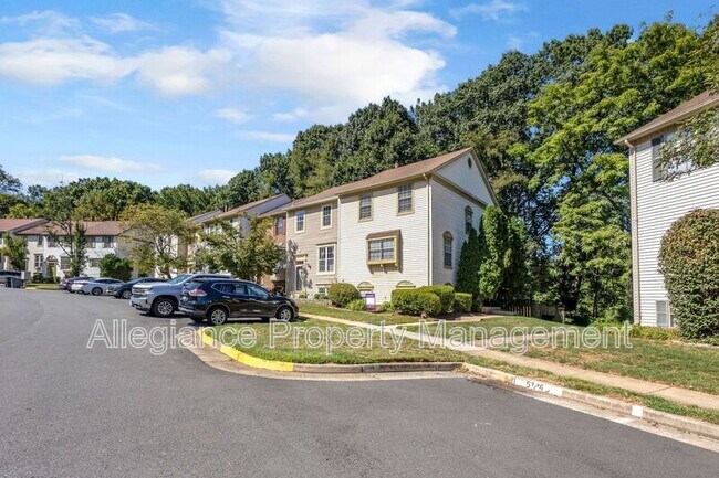 Building Photo - 5743 Burke Towne Ct