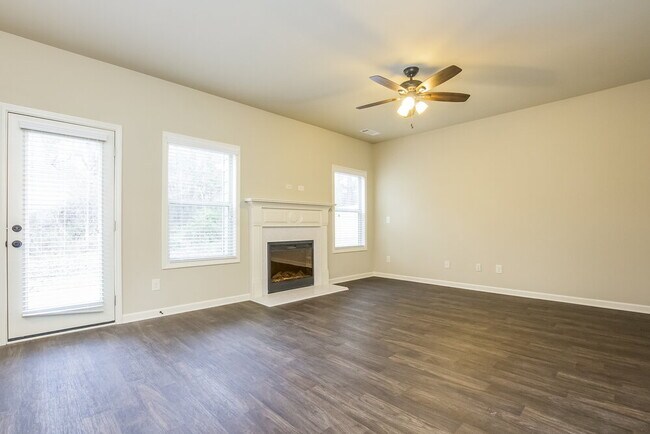 Building Photo - 1337 Avington Glen Way