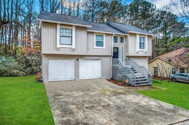 Building Photo - 482 Tarragon Way SW