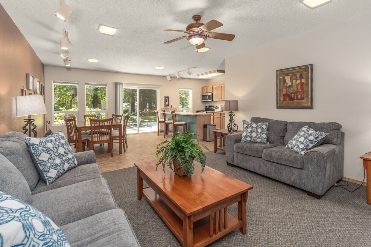 Primary Photo - Two-Bedroom in Port Orchard available TODAY!