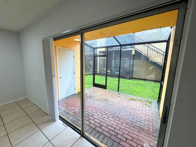 Foto del edificio - 4425 Treehouse Ln