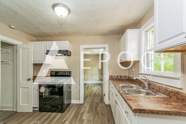 Foto del edificio - 723 Ellis St