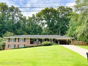 Building Photo - 2349 Academy Ct NE