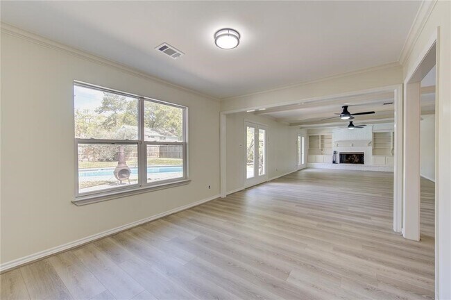 Building Photo - 10522 Brentway Dr