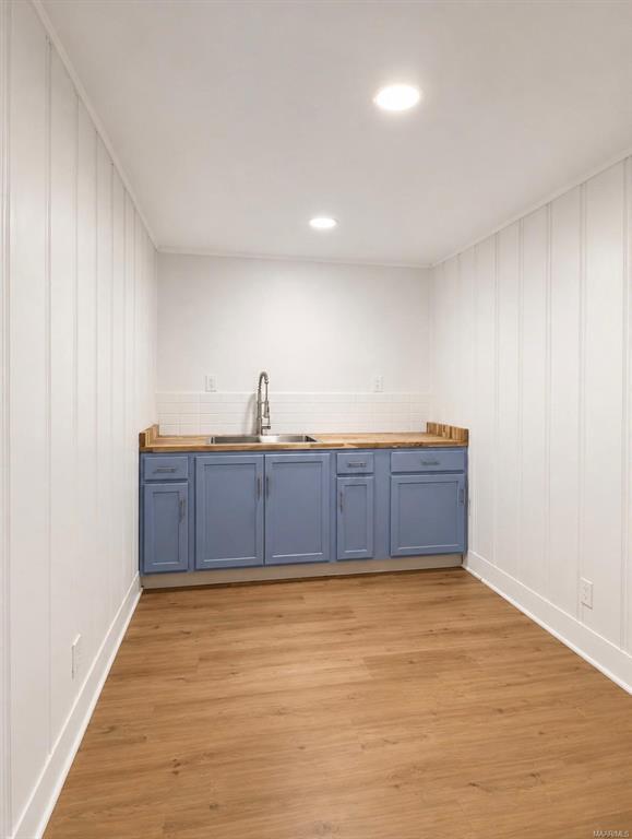 Foto del edificio - 3556 N Wareingwood Dr