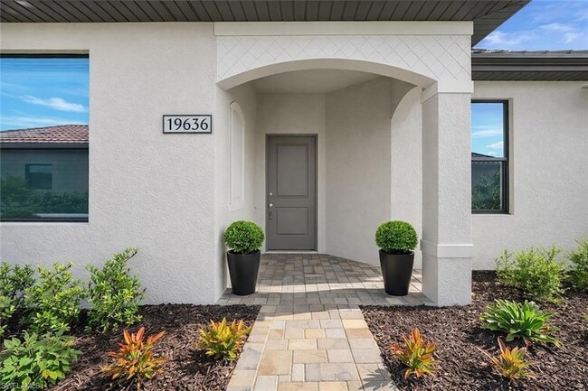 Building Photo - 19394 Hinkley Dr
