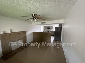 Building Photo - 11620 Versailles Ave NE
