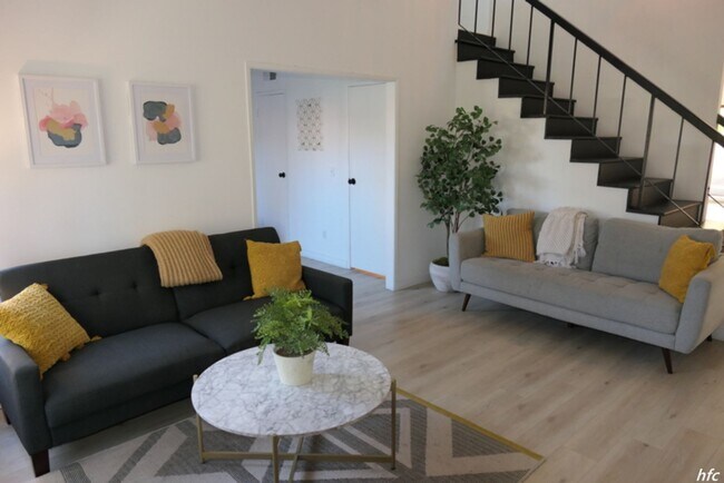 Foto del edificio - 6065 Montecito Dr