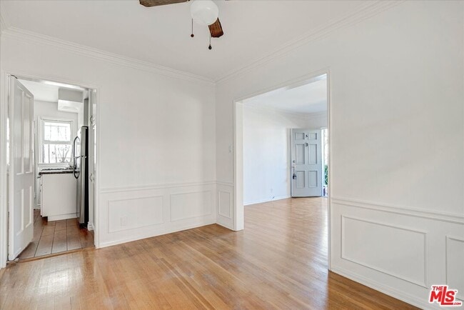 Foto del edificio - 142 N Hamilton Dr