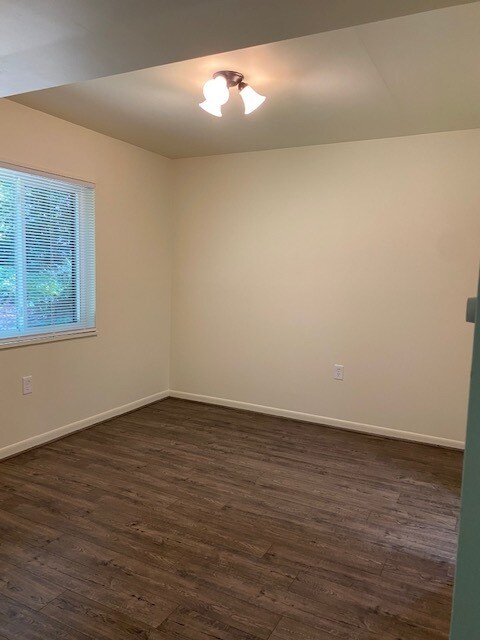 Dining Room - 1548 Northgate Sq