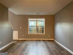 Building Photo - 3090 Northcliff Dr