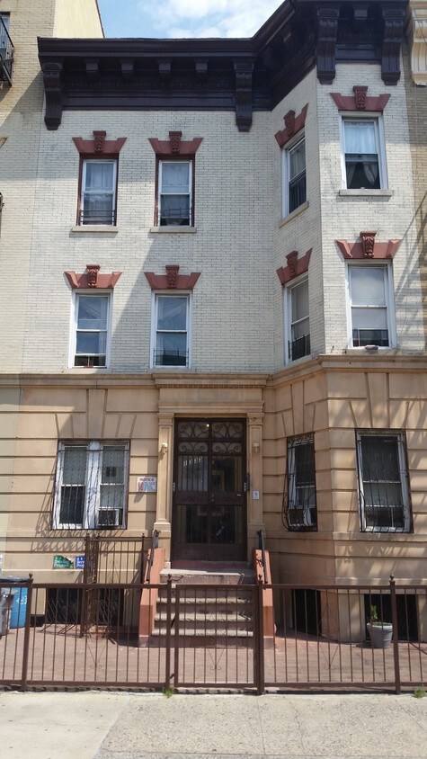 Foto del edificio - 1333 Saint Johns Pl