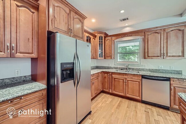 Foto del edificio - 1363 Meridian St SE