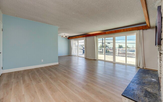 Building Photo - 1546 Prospect Ave