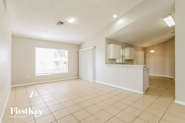 Building Photo - 445 Mulberry Ct