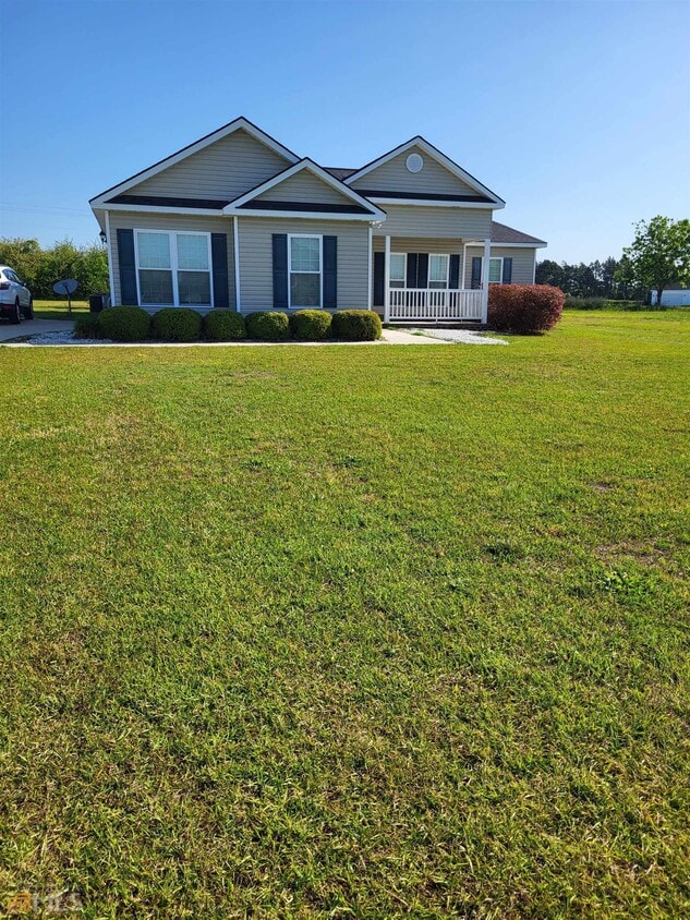 Primary Photo - 250 Stonebrook Way