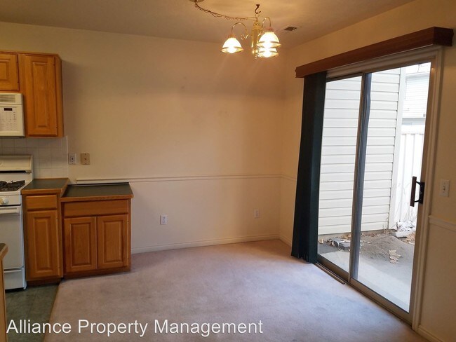 Building Photo - 3 br, 1.5 bath House - 438 E Rosewood Ln #26