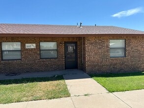 Building Photo - 1517 S Avenue I