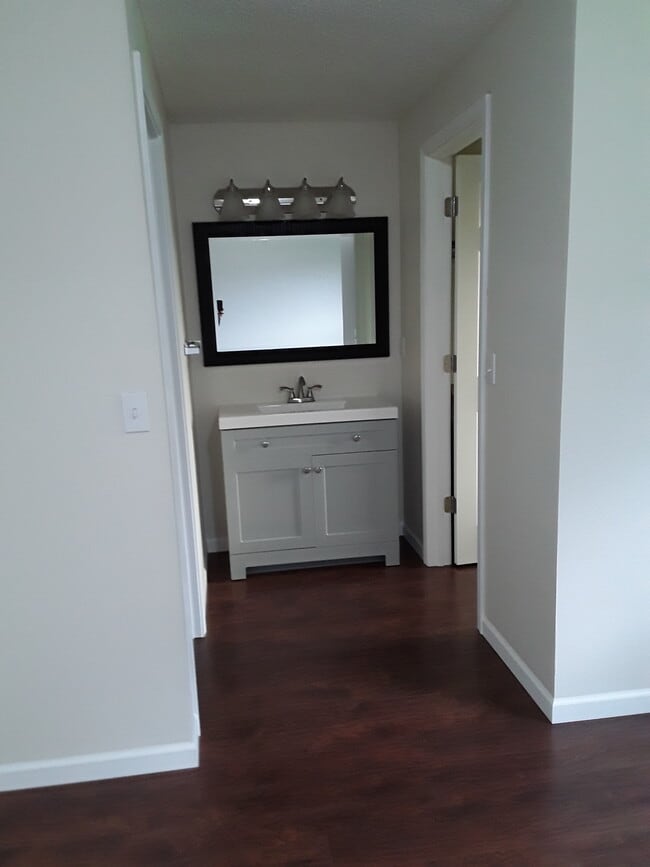 Foto del edificio - 10612 NW 29th Ave