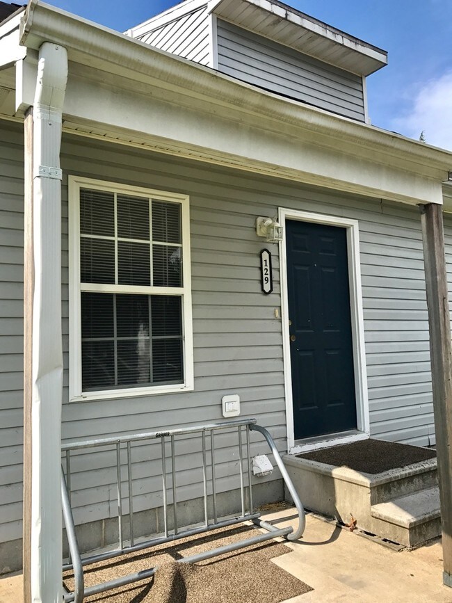 Foto del edificio - 129 Onley Rd