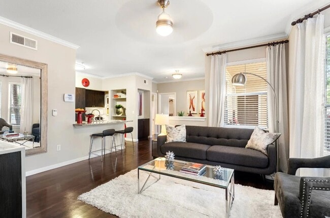 Foto del edificio - 7575 Gosling Rd