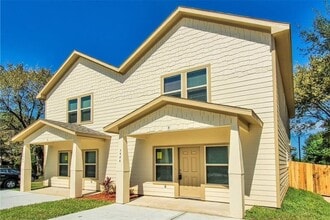 Building Photo - 8229 Madera Rd