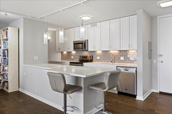 Foto del edificio - 900 N Lake Shore Dr
