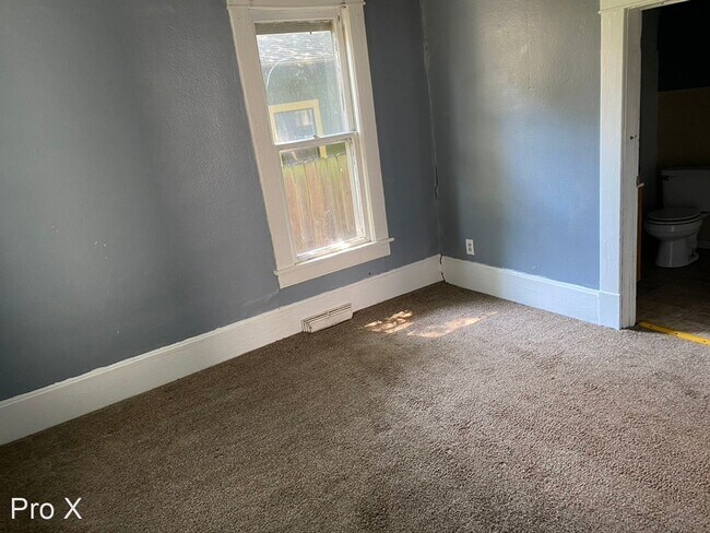 Building Photo - 2 br, 1 bath House - 510 W Forest