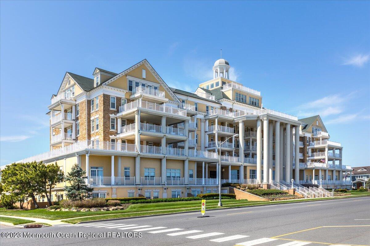 Primary Photo - 700 Ocean Ave
