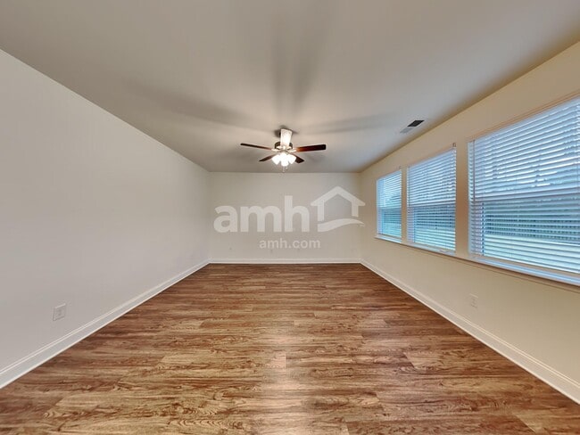 Foto del edificio - 3038 Ansley Place Rd