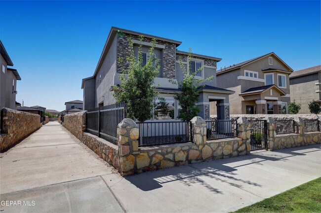 Foto del edificio - 4599 Marisabel Azcarate St