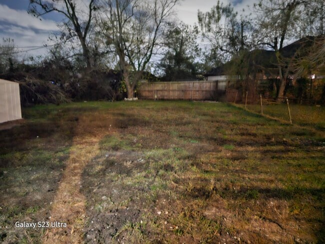 Photo - 4910 Airport Blvd House